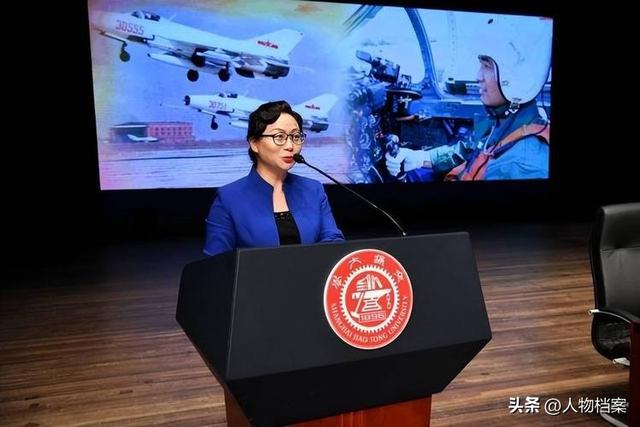 聂海胜妻子：在丈夫上太空前提出离婚，其中究竟隐藏了多少辛酸？