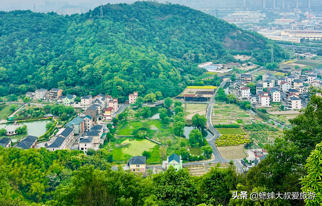 距离杭州1小时车程，有个泉水秘境，秋日风光中，可享田园野趣！
