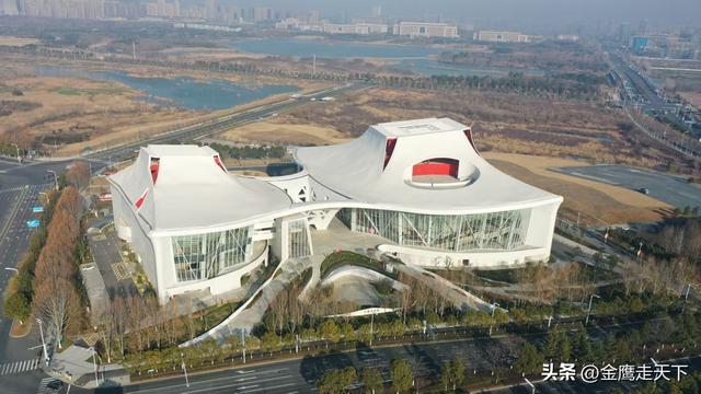 东北地区百家旅行商●媒体安徽全域旅游考察团走进 渡江战役纪念馆