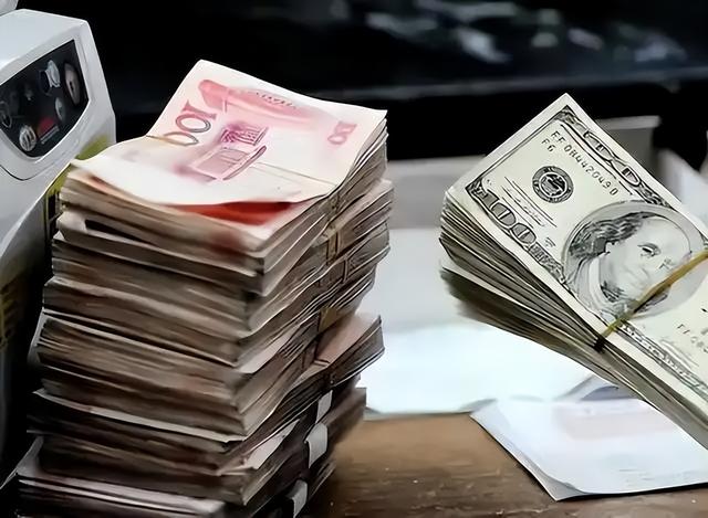 中美GDP差距再次拉大！中国GDP跌到美国62%，到底是哪出问题了？