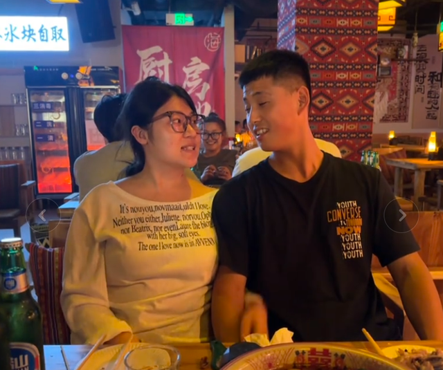 女友接退伍男友回家，对方却态度冷淡遭质疑后续：女方回应来了