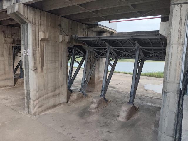 南闸和北闸