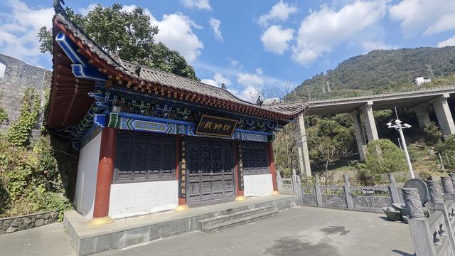 赏秋秦岭，摩旅商洛（02）紫阳县五省会馆，被人忽略的历史圣地