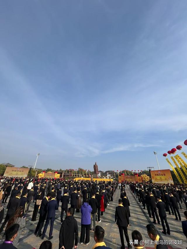 齐聚殷商源，融入大市场！祝第十届华商文化节圆满成功！