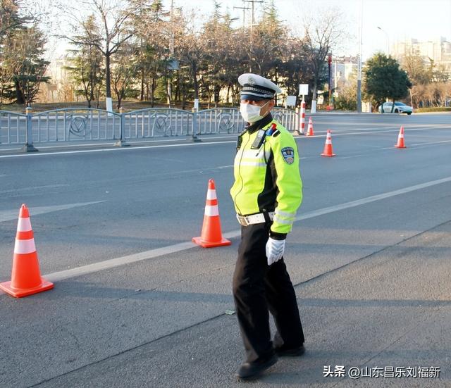 小区1号楼停电·徒步下楼·逛一圈的趣事