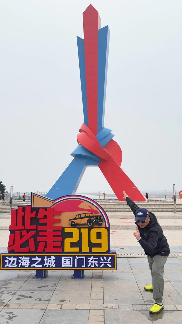 防城港旅游全攻略：山海相逢，漫步中越边境线