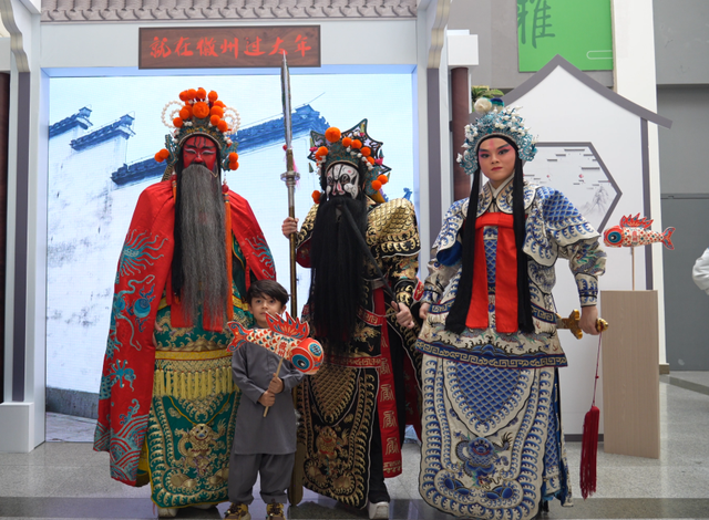 非遗“潮”玩！就在徽州过大年，打卡安大，解锁你的徽州文化之旅！ | 皖美秋日