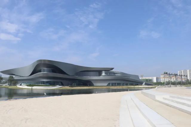 秋假遛娃指南!郫都这些宝藏公园,承包亲子惬意时光