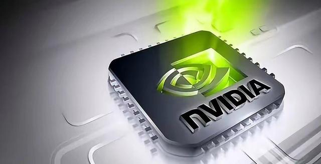 特朗普突然下令，不许向中国出售高端芯片，黄仁勋说了句大实话