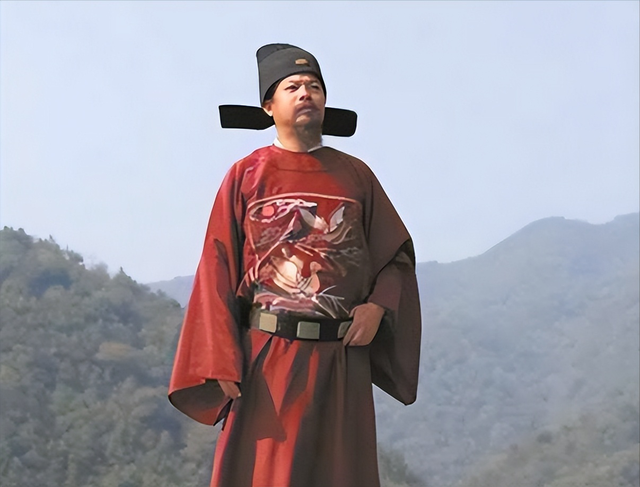 1424 年朱棣在军中离世，距离北京1000公里，朱高炽面临着四重考验