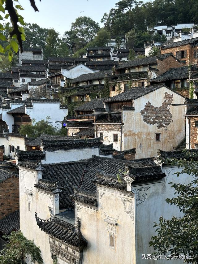 婺源晒秋攻略 | 被上帝打翻的调色盘，用辣椒玉米拼出中国式浪漫！