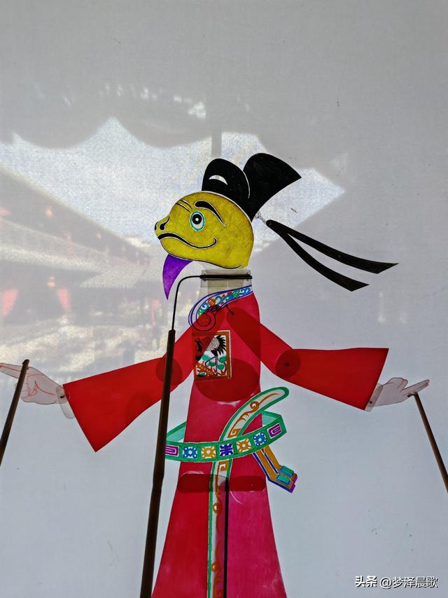 湖北：光影千年舞祥云 云梦皮影戏《哪吒闹海》唱响非遗新韵