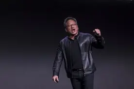 一年狂赚4200亿，超级狠人黄仁勋图片