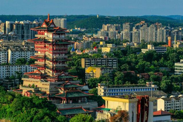 继成都之后，四川省又一“黑马城市”要起飞，比宜宾更有底蕴