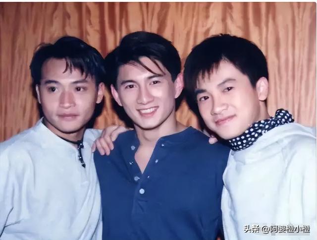 过气明星有多惨！农村走穴 摆摊还债，穷到只剩100万，体面全丢了
