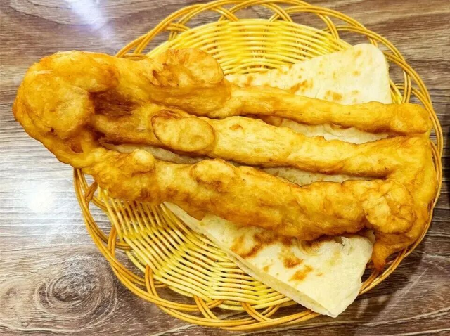 在山东这个“神仙小城”，远离人潮，过几天山海相依、文墨飘香的日子