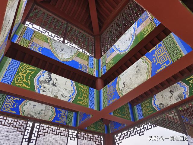 在“天仙配”传说的故事发生地孝感，建有一座“凤凰天仙城”