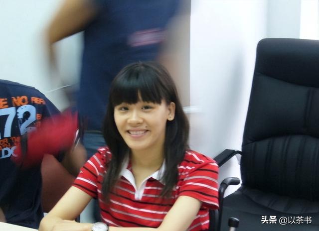 体操名将桑兰现状：瘫痪15年后嫁经纪人，婚后被丈夫和儿子宠上天