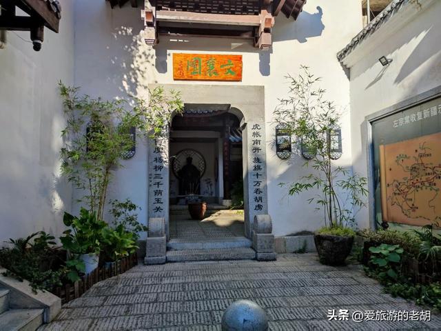 长沙始建于唐朝的老巷子，民国老建筑矗立两侧，没有太平街的喧嚣