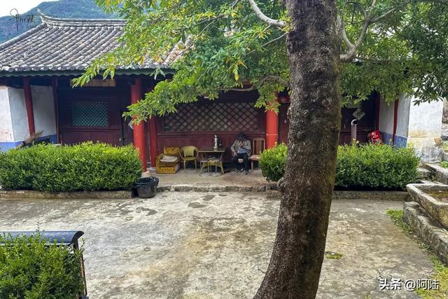 探访丽江现存最古老的庙宇,了解到纳西人心目中的保护神——三多