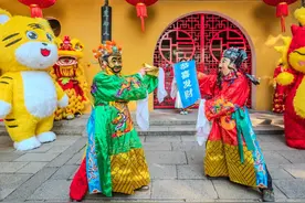 今朝，接路头菩萨哉！图片