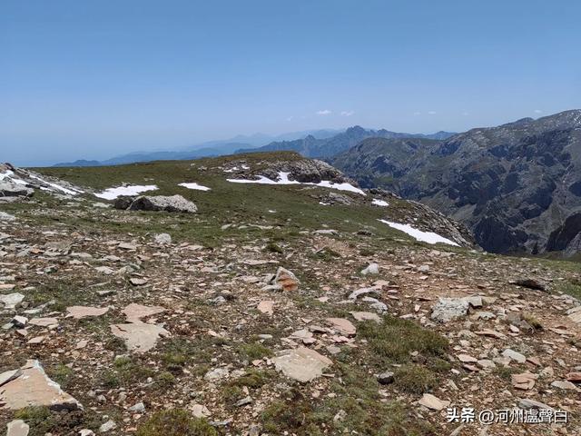成功登顶母太子山