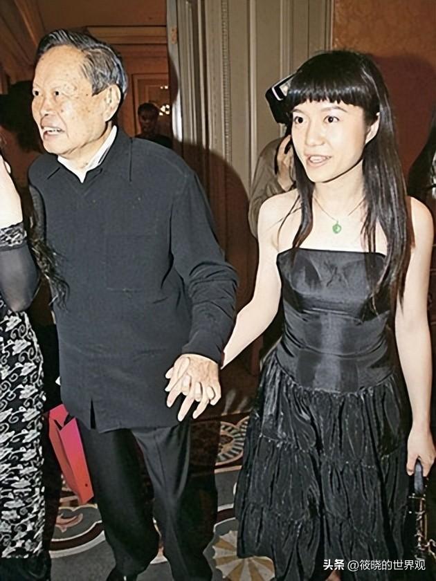 生日才过完17天，103岁杨振宁辞世，生前在翁帆庆生照里开怀大笑