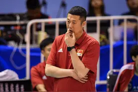 赵勇赴任中国女排主教练，仅李盈莹4位老将留下，郎平说出心里话图片