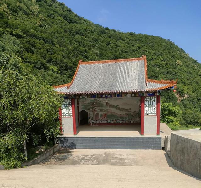 张家口深山藏古寺，景美人不知