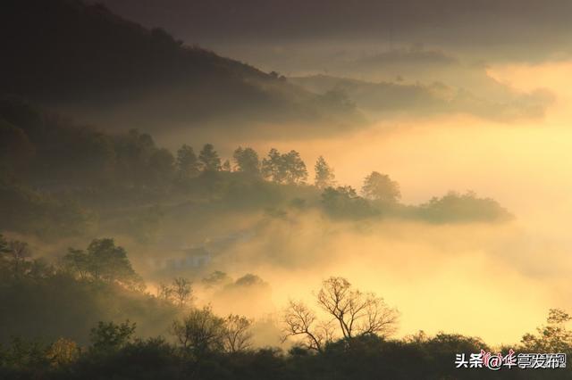 华亭：关山起云海 霞光耀华亭