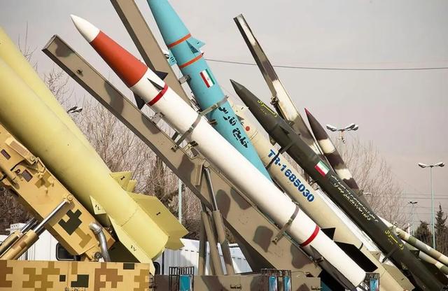 委内瑞拉遭遇全面封锁之际，伊朗下场给美国添堵