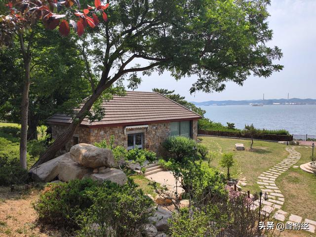 海鸥伴飞登上刘公岛，徒步探秘从甲午战争陈列馆到东泓炮台