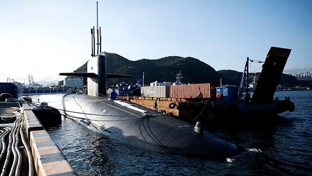 局势再度恶化，美韩同盟介入台海？美军通知李在明，先对付解放军