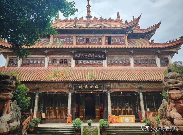 四川广汉第一大寺庙，清幽静谧，国宝文物让我惊叹，不要门票