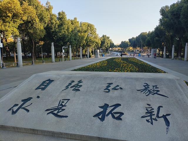 鄂渝行第八天：漫游大武汉