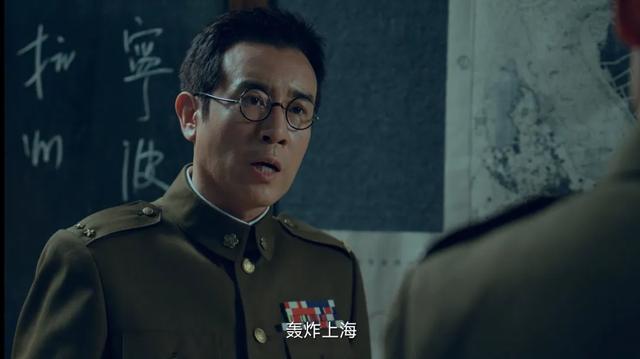 给过去10年最好的谍战剧排个名：《沉默的荣耀》第6，《风筝》第2