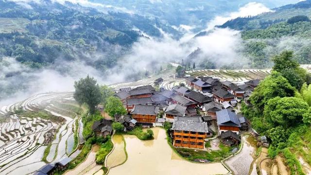 乡游黔中 · 黔西市 文明社区丨盐道古驿映红史，多族和韵织田园