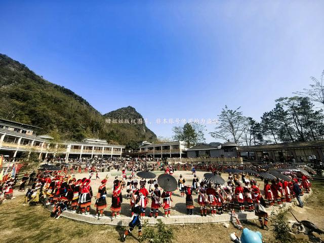 免费原生态瑶乡盛会！连南盘王节耍歌堂，为何没往年的人山人海？