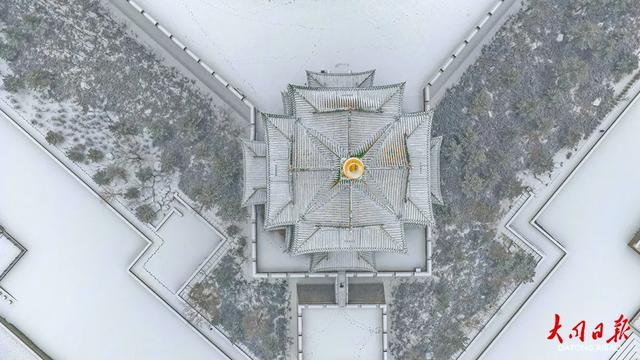 雪落平城!一场“认真的初雪”,给大同裹上冬日白纱~