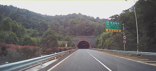 2024深秋四川行01福州-峨眉山市