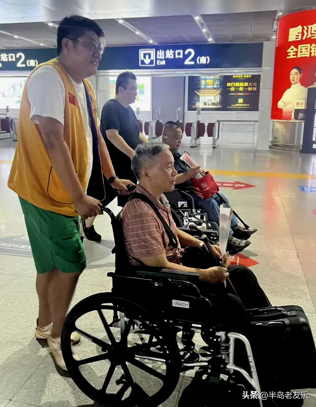 大连狮友暖心护航 外地残疾人无障碍畅游滨城