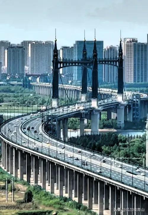 被低估的哈尔滨！靠“中国独一无二”美景+烟火气，火遍全球