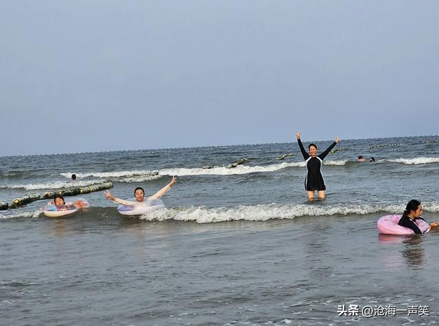 大海的胸怀乐趣，宽阔、宽大、宽慰，畅游、洄游、遨游，还有什么