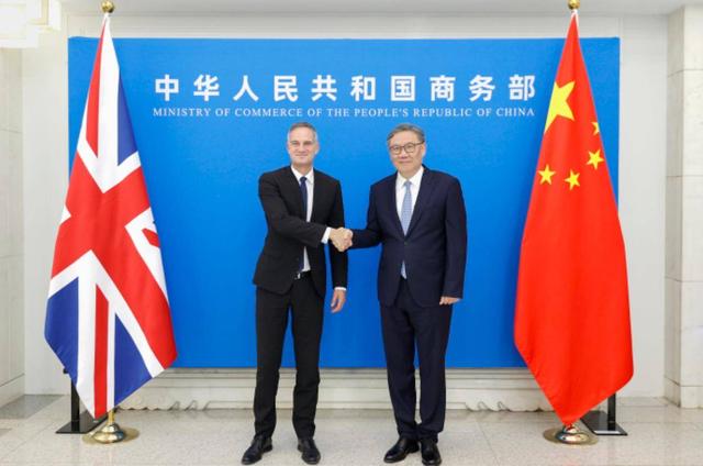不许援助俄罗斯，英制裁中国实体，不到24小时，中方直接下达通牒