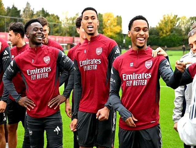 欧冠10连胜+连续8场零封！阿森纳客场3-0击败布拉格斯拉维亚