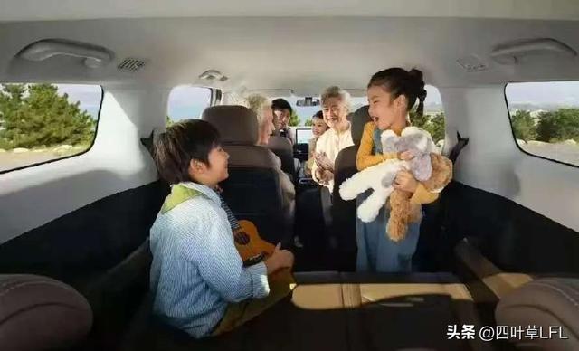 五菱以163.5万年度销量，书写国民出行新史诗，星光730熠熠生辉