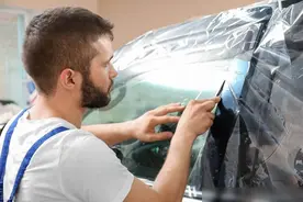 提新车的时候，不要忘了主动要这6个赠品，既实用又能为钱包减压图片