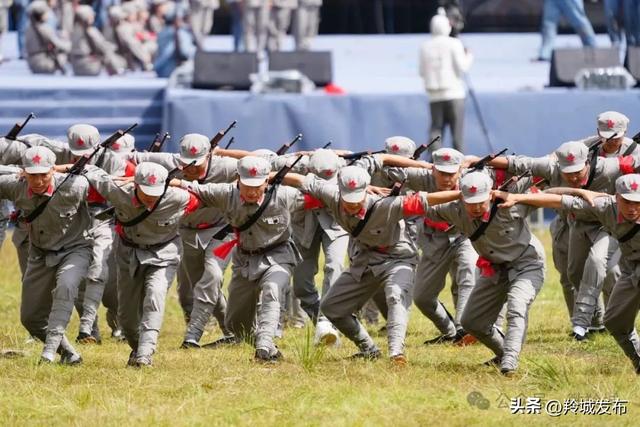 【相约九色甘南香巴拉】组图|跨越时光的羚城之约：祝福与未来的双向奔赴