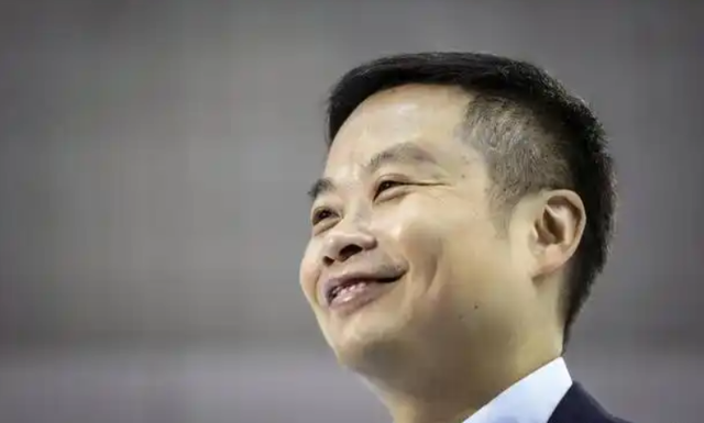 何小鹏始料未及，北京座谈会上，任正非只用一句话就让口碑飙升