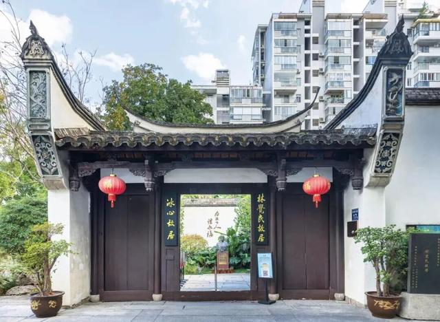 在城市中轴，漫步千年繁华，邂逅人间烟火！